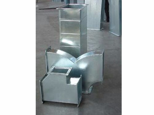 重慶南川不銹鋼排煙管道價(jià)格 防排煙管道加工 重慶大潤(rùn)風(fēng)管加工中心