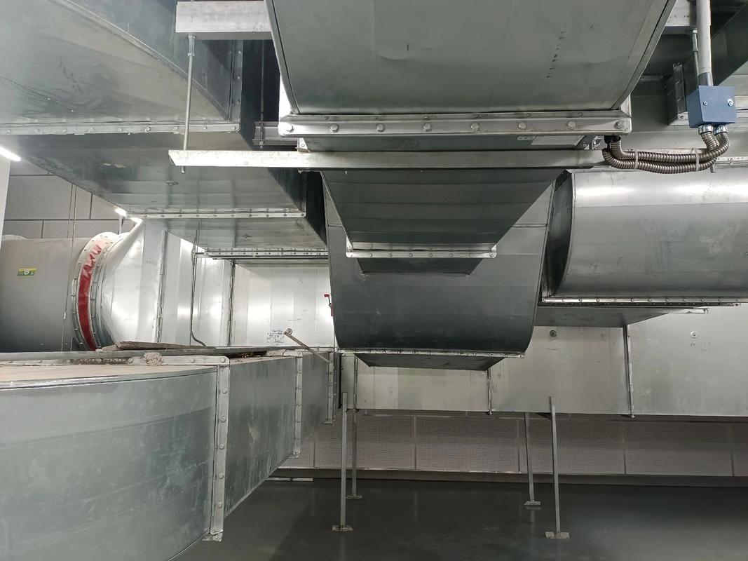 根本干不完呀 排煙通風(fēng)管道安裝的挑戰(zhàn)與應(yīng)對(duì)